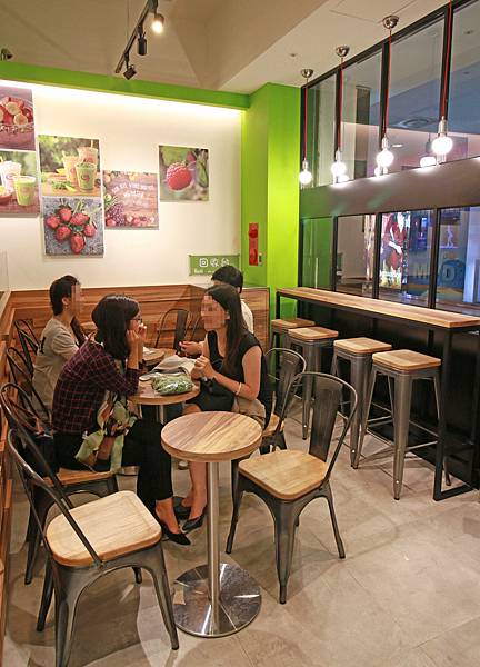 【台北餐廳】Jamba Juice-不是果汁也不是冰沙的果昔 【台北餐廳】Jamba Juice-不是果汁也不是冰沙的果昔