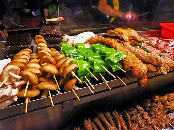 【三重美食】香滿碳烤-等二個小時才能吃到的烤肉