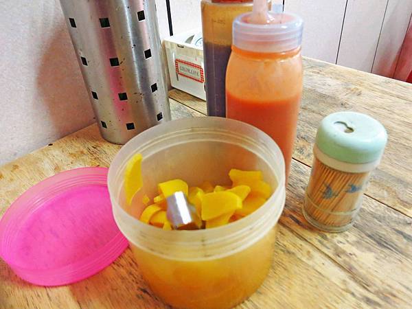 【三重美食】文化北路早餐油飯-香噴噴軟Q的油飯