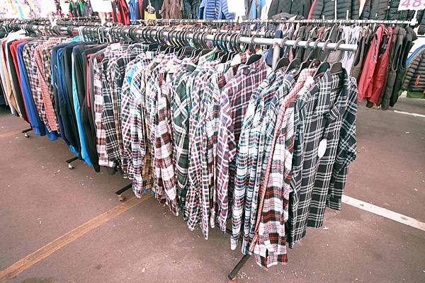 【清倉特賣會，全面３折起！！】Adidas、Nike、Puma、Kswiss數十種品牌，上百種款式品牌大出清，今年最後一檔，錯過就等明年，把握最後機會！