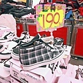 【清倉特賣會，全面３折起！！】Adidas、Nike、Puma、Kswiss數十種品牌，上百種款式品牌大出清，今年最後一檔，錯過就等明年，把握最後機會！