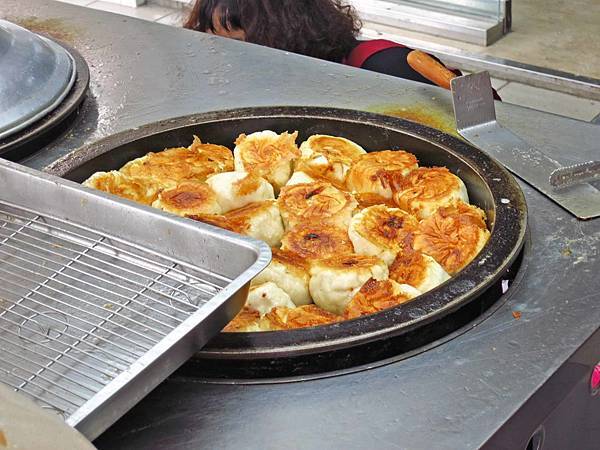 【桃園美食】楊家水煎包-超美味銅板水煎包