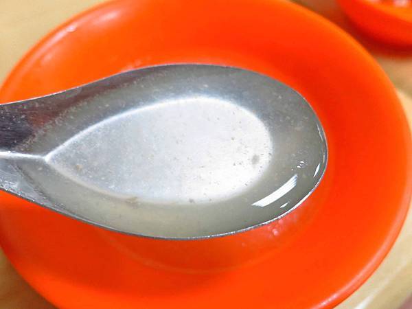 【三重美食】五華街好吃雞肉飯-香噴噴粒粒分明的雞油飯