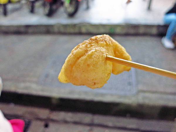 【三重美食】五華街鹹酥雞-古早味35元鹹酥雞