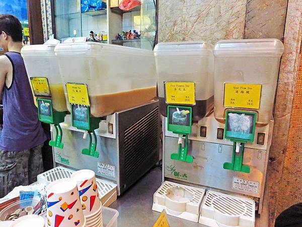 【香港自由行美食】公利真料竹蔗水-台灣的綠甘蔗水