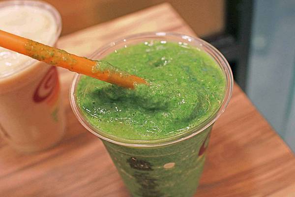 【台北餐廳】Jamba Juice-不是奶昔也不是冰沙的果昔 【台北餐廳】Jamba Juice-不是奶昔也不是冰沙的果昔