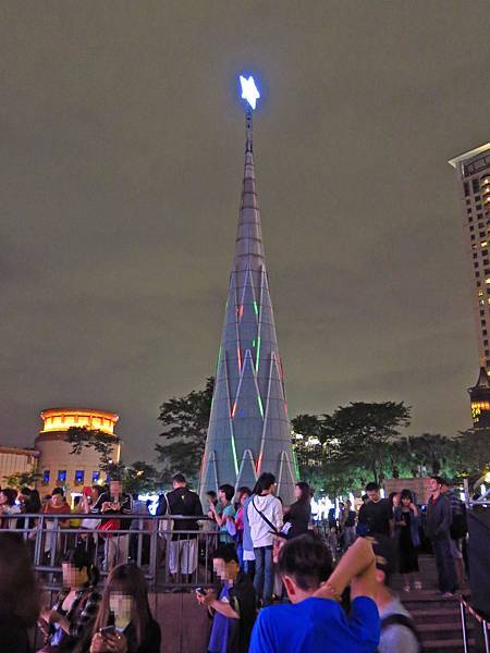 【板橋旅遊】2015新北市歡樂耶誕城-聖誕點燈 【板橋旅遊】2015新北市歡樂耶誕城-聖誕點燈