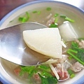 【新莊美食】阿明烏醋麵-美味的烏醋麵加骨仔肉湯