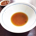 【新莊美食】阿明烏醋麵-美味的烏醋麵加骨仔肉湯