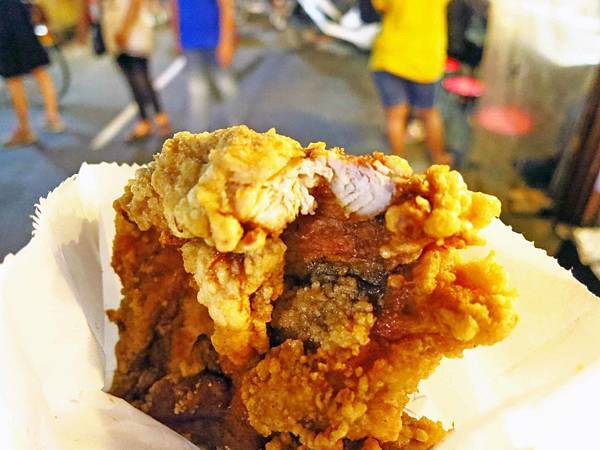 【台北萬華美食】好吃炸雞-南機場超人氣排隊美食