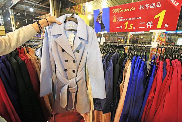 【台北童裝特賣會】儀大童裝年終廠拍特賣會，長袖、外套、羽絨外套……等，全面2.2折、3折、3.8折，今年台北最後一檔，品牌出清ELLE、SNOOPY......