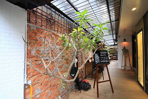 【巷弄x台北 APP】UBike文青咖啡廳懶人包(12家)