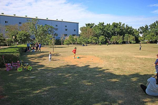 【桃園旅遊景點】八德埤塘生態公園-腹地廣大的親子公園