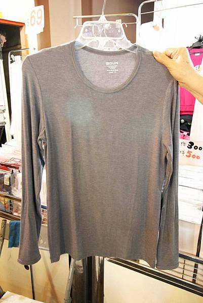 【林口特賣會】冬季上衣、發熱衣、長褲、防水厚外套、品牌鞋款、保暖衣物當季款式全面３折起！！