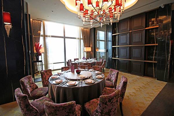 【台北餐廳】台北四七名人宴-信義微風47樓，俯望台北101煙火最佳地點