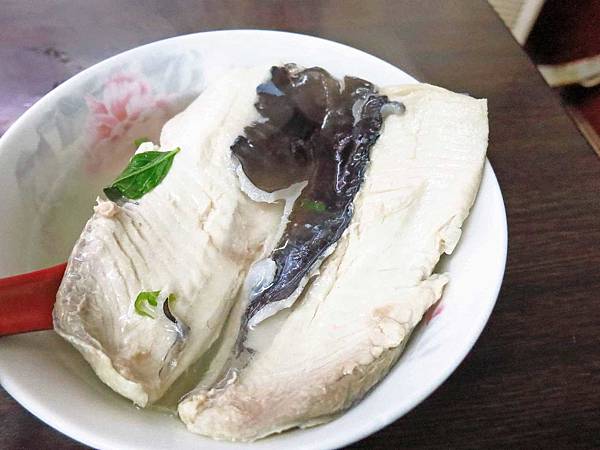 【永和美食】擱一碗鮮魚湯-無刺虱目魚湯，雞肉飯
