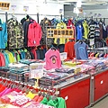 【英國品牌結束代理全面１折起！！】防水、防風、透氣、抗UV、三層可拆登山等級外套、時尚格子襯衫，全面出清大特賣，下殺不到千元，年末最後一檔