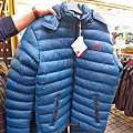 【英國品牌結束代理全面１折起！！】防水、防風、透氣、抗UV、三層可拆登山等級外套、時尚格子襯衫，全面出清大特賣，下殺不到千元，年末最後一檔