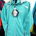 【英國品牌結束代理全面１折起！！】防水、防風、透氣、抗UV、三層可拆登山等級外套、時尚格子襯衫，全面出清大特賣，下殺不到千元，年末最後一檔