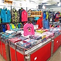 【英國品牌結束代理全面１折起！！】防水、防風、透氣、抗UV、三層可拆登山等級外套、時尚格子襯衫，全面出清大特賣，下殺不到千元，年末最後一檔