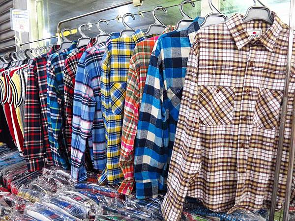 【英國品牌結束代理全面１折起！！】防水、防風、透氣、抗UV、三層可拆登山等級外套、時尚格子襯衫，全面出清大特賣，下殺不到千元，年末最後一檔