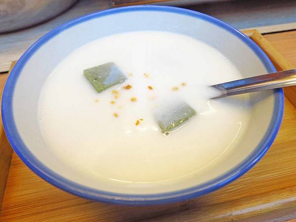 【桃園美食】杏腐舖-手工製作天然杏仁茶