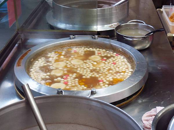 【台北萬華美食】北港甜湯-50年老店燒麻糬