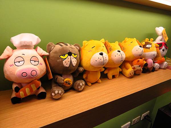 【三重美食】R.F.S.L coffee-超療癒無奈熊主題咖啡餐廳