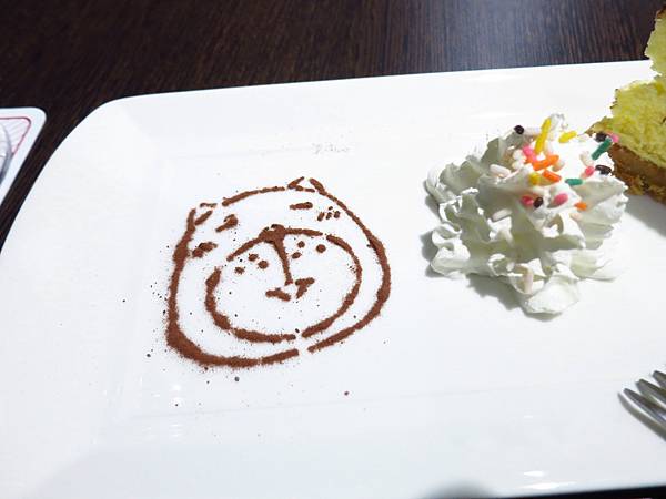 【三重美食】R.F.S.L coffee-超療癒無奈熊主題咖啡餐廳