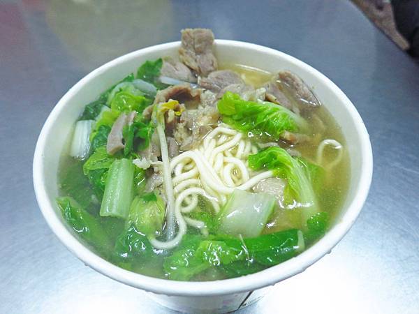 【板橋美食】紅蔥頭麵食館-獨特藥膳湯頭，令人回味