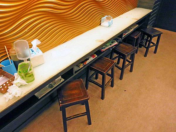 【桃園美食】老賊壽司-在地人也愛的花壽司店