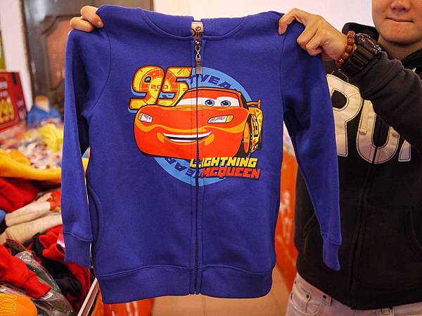 【網路知名品牌特賣會】PUZZLE 拍手國際男裝、女裝、童裝T恤下殺50元、毛衣、防風外套100元、授權卡通圖案上衣199元起，全面清出價！！