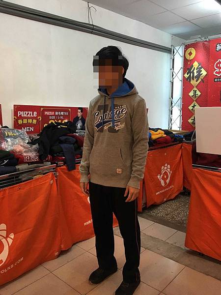 【網路知名品牌特賣會】PUZZLE 拍手國際男裝、女裝、童裝T恤下殺50元、毛衣、防風外套100元、授權卡通圖案上衣199元起，全面清出價！！