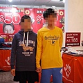 【網路知名品牌特賣會】PUZZLE 拍手國際男裝、女裝、童裝T恤下殺50元、毛衣、防風外套100元、授權卡通圖案上衣199起，全面清出價！！