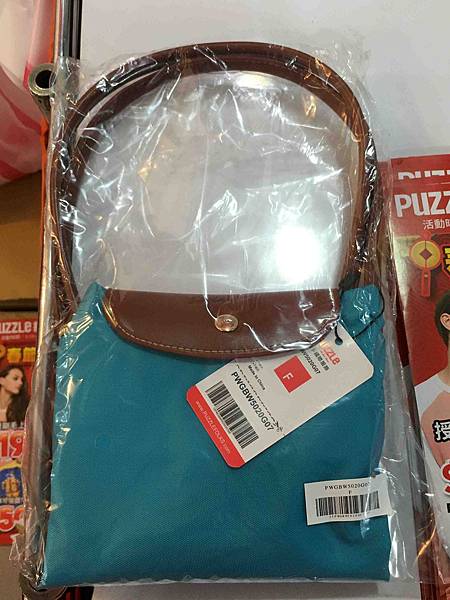 【網路知名品牌特賣會】PUZZLE 拍手國際男裝、女裝、童裝T恤下殺50元、毛衣、防風外套100元、授權卡通圖案上衣199起，全面清出價！！