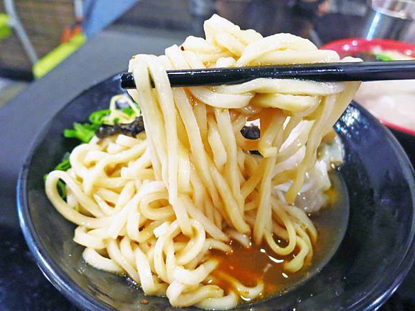 【桃園美食】醬子麵食館-酸酸辣辣的紅油炒手麵 【桃園美食】醬子麵食館-酸酸辣辣的紅油炒手麵