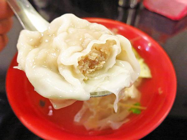 【桃園美食】醬子麵食館-酸酸辣辣的紅油炒手麵 【桃園美食】醬子麵食館-酸酸辣辣的紅油炒手麵