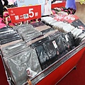 【百貨公司品牌內衣褲全面下殺5折起！！】抗寒刷毛衣99元，保暖衣5折起，品牌內衣690元，2件990元，2套1200，專櫃今年最新款式正品滿3800元送500元