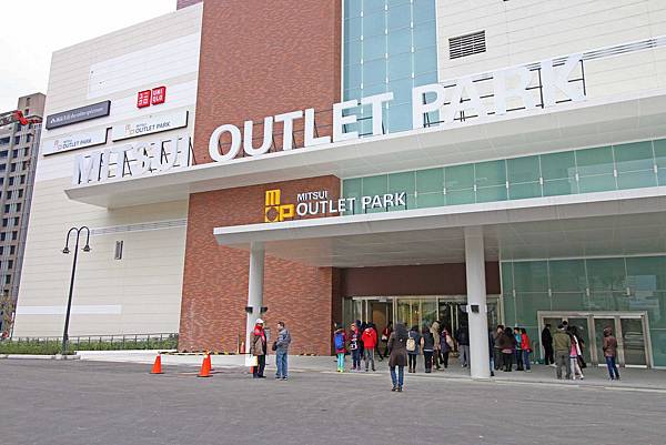 【桃園林口美食】林口三井outlet-超人氣日本靜岡勝政日式豬排、安普蕾修伴手禮