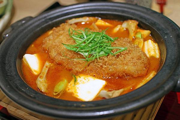 【桃園林口美食】林口三井outlet-超人氣日本靜岡勝政日式豬排、安普蕾修伴手禮