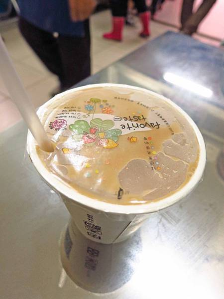 【新竹美食】大眾早餐店-現揉現桿的手工蛋餅 【新竹美食】大眾早餐店-現揉現桿的手工蛋餅