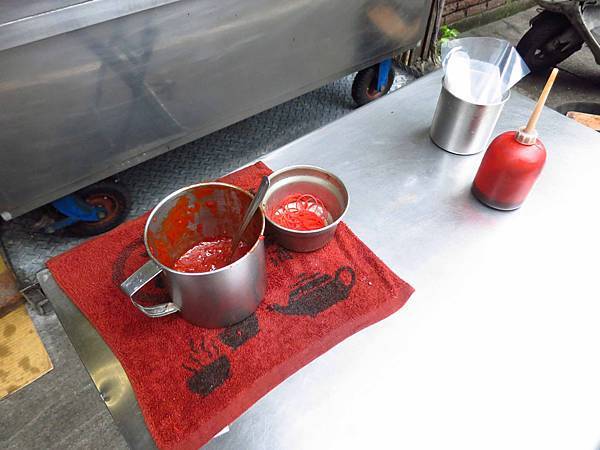 【桃園美食】南門市場林記水煎包-隱藏在市場外的超人氣煎包