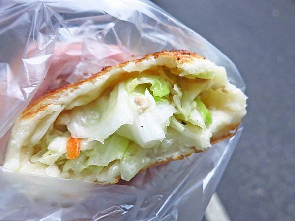 【桃園美食】南門市場林記水煎包-隱藏在市場外的超人氣煎包