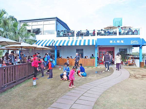 【桃園餐廳】第三航廈咖啡店-坐著喝咖啡也能看到飛機 【桃園餐廳】第三航廈咖啡店-坐著喝咖啡也能看到飛機