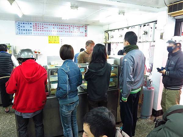 【板橋美食】永和黑豆漿-在地超人氣排隊豆漿店