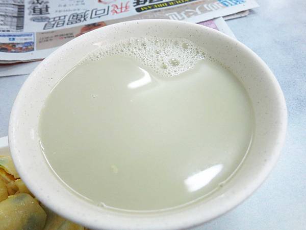 【板橋美食】永和黑豆漿-在地超人氣排隊豆漿店