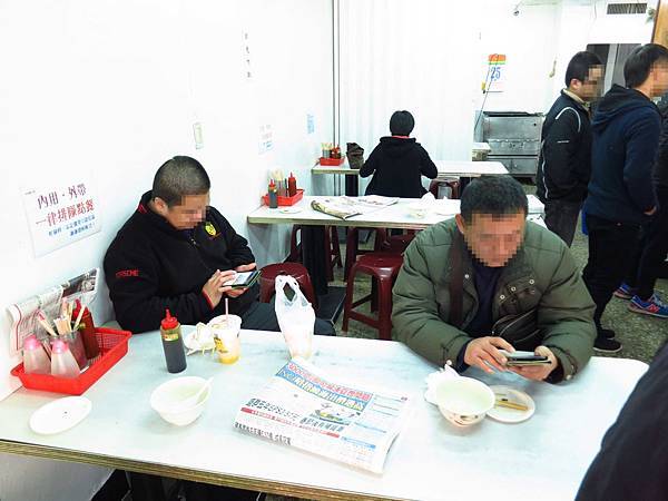 【板橋美食】永和黑豆漿-在地超人氣排隊豆漿店