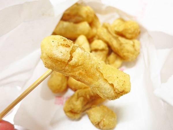 【新莊美食】江家脆皮雞翅-從餐車變到路邊攤的炸雞店