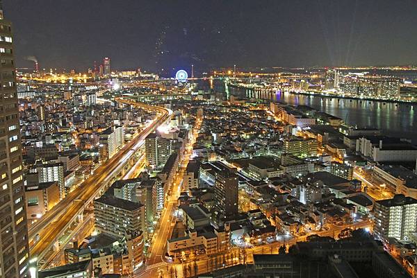 【大阪旅遊】大阪海灣巨塔酒店-50樓俯看大阪的美麗夜景