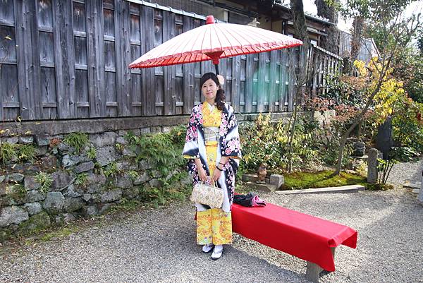 【京都旅遊】岡本（祗園店）和服租借體驗、價格、SIZE尺寸、租借流程、線上預約流程詳細介紹
